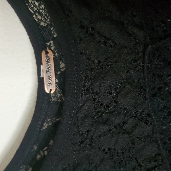 Free People Black Lace Sheer Crochet Top Scoop Neck High-low Size Medium - Picture 6 of 12